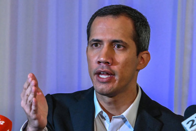 Venezuela emite mandado de prisão contra o opositor exilado Juan Guaidó