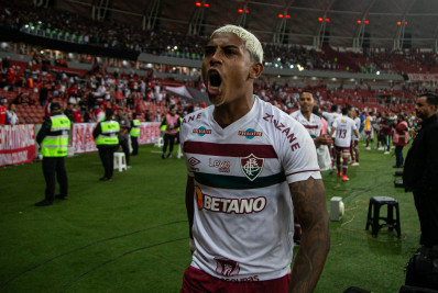 John Kennedy, sobre vitória do Fluminense contra o Inter: 'Time estava bem concreto que ia conseguir virar'