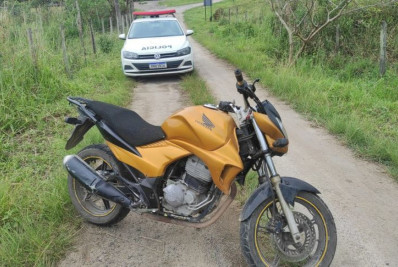 Proeis recupera moto roubada e apreensão de drogas em Rio das Ostras