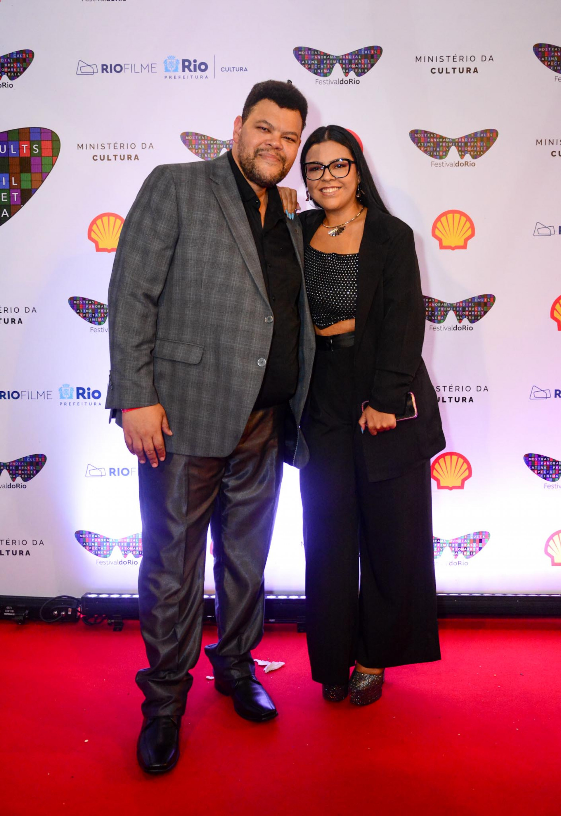 Babu Santana e a namorada - Webert Belicio / Ag. News