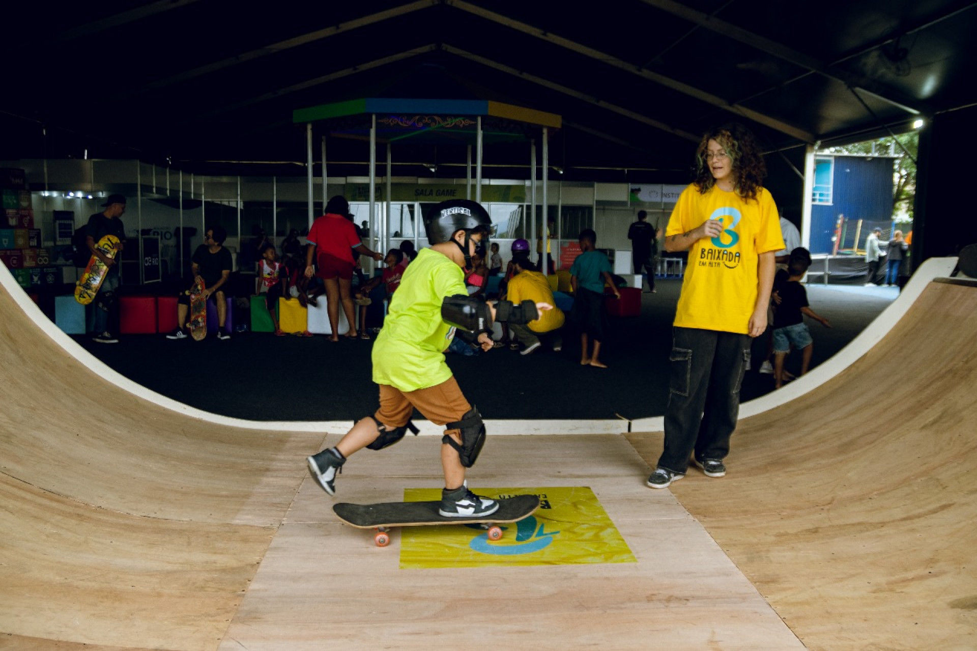 O público pode aproveitar as aulas de skate - Giulia Nascimento / PMN