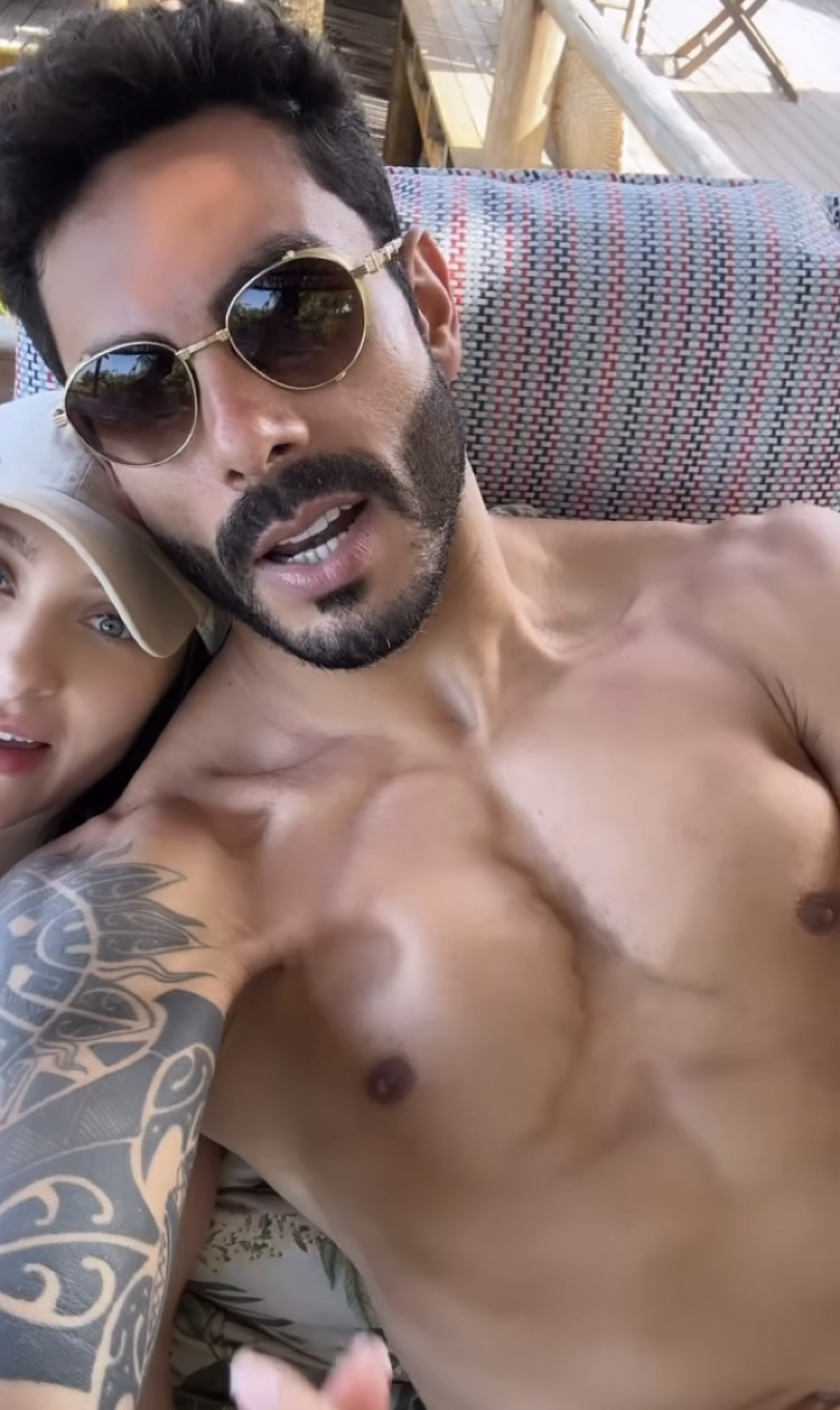 Rodolffo conta que rasgou músculo em acidente de jet-ski durante viagem à Bahia - Reprodução / Instagram