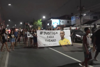 Ato pela morte de adolescente na Cidade de Deus fecha trecho da Linha Amarela 