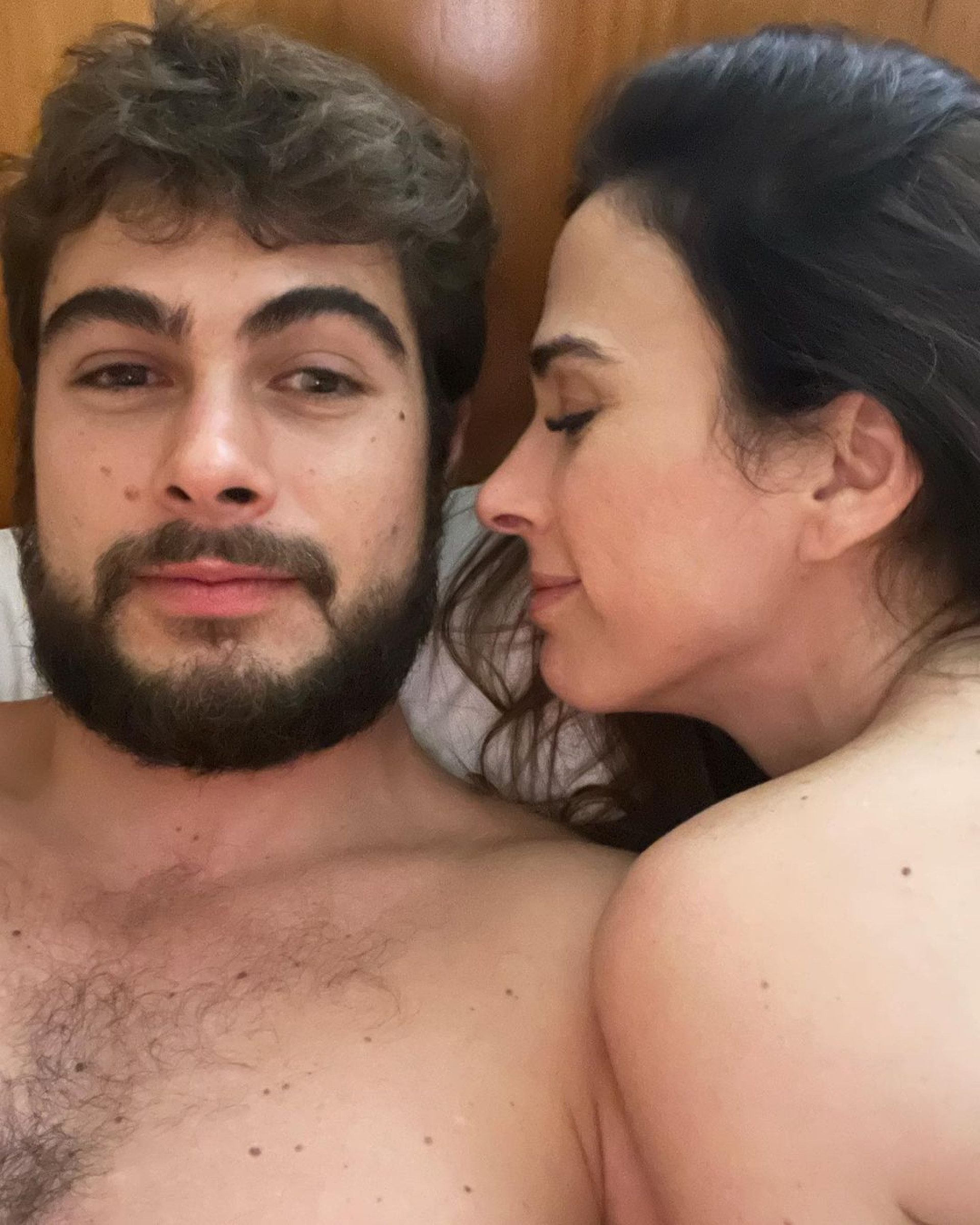 Tatá Werneck e Rafa Vitti divertem internautas em post para comemorar aniversário de casamento - Reprodução