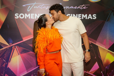 Noivo de Larissa Manoela, André Luiz Frambach se declara para atriz: 'Tenho tanto orgulho'