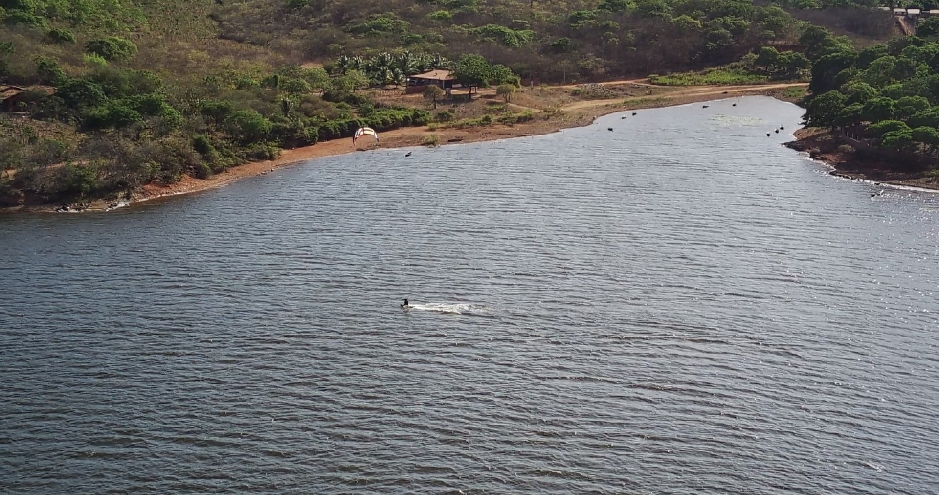 Esporte em Ascensão: Kitesurfe Desponta no Sertão Cearense - Foto: Divulgação