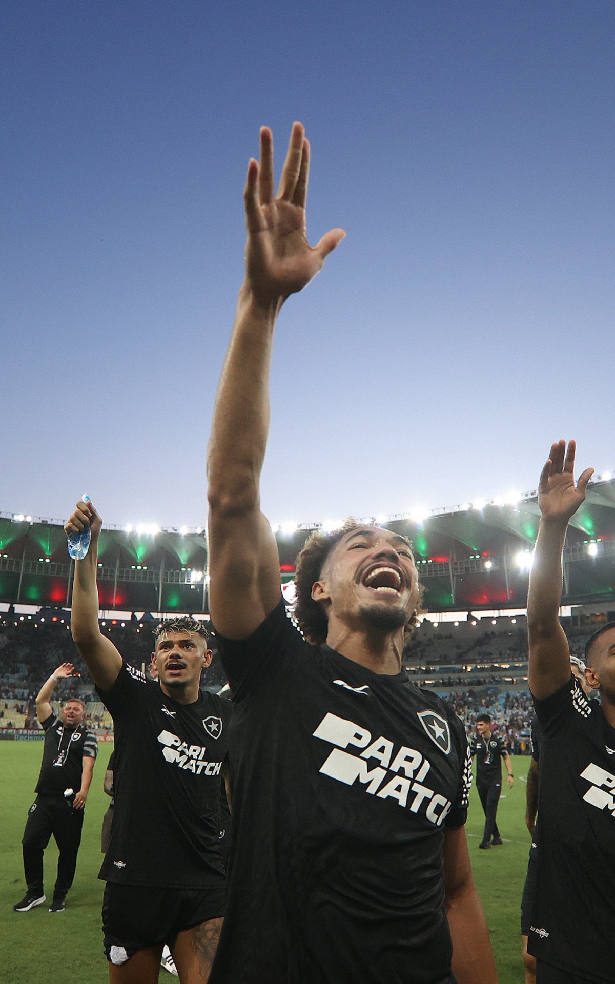 Jogadores do Botafogo celebram vitória no clássico que acabou com jejum de quatro rodadas  - Vitor Silva/Botafogo