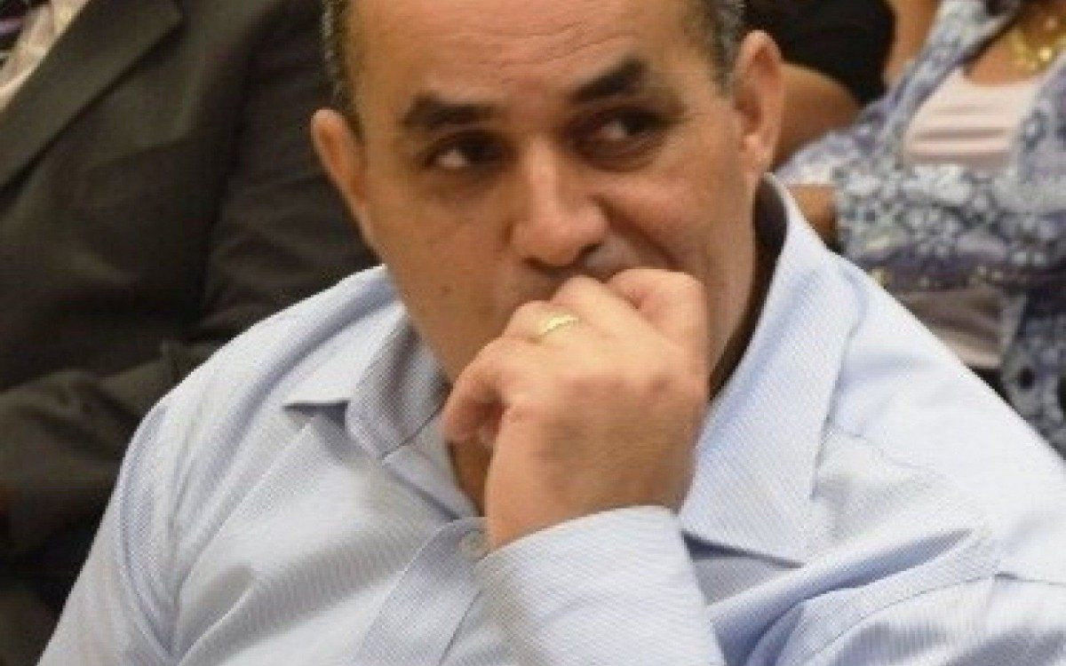 Notícia gerou ao prefeito uma onda de reações negativas nas redes sociais