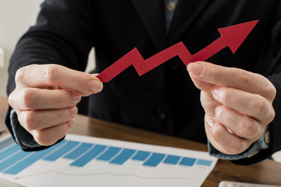 Expectativa para alta da carteira de crédito em 2024 sobe de 8,3% para 8,5%, mostra Febraban