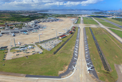 Avião faz pouso de emergência no Aeroporto do Galeão após problemas técnicos