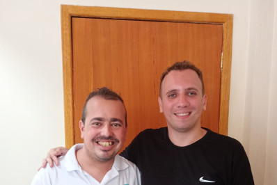 Jornalista Juarez Volotão é homenageado em Búzios pelo seu trabalho de apoio à inclusão e cidadania