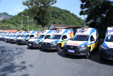 Magé recebe 50 novas ambulâncias