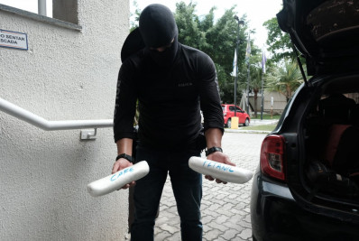 Polícia apreende embalagem descrita como fentanil, droga 50 vezes mais forte que a heroína