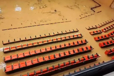 Chuva provoca mortes, arrasta carros e alaga teatro em SP 