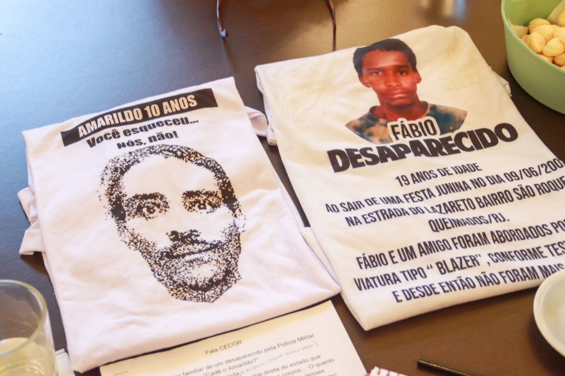 Além de familiares, representantes dos movimentos sociais Tortura Nunca Mais, Mães de
Acari e Rio de Paz participaram do debate - Divulgação