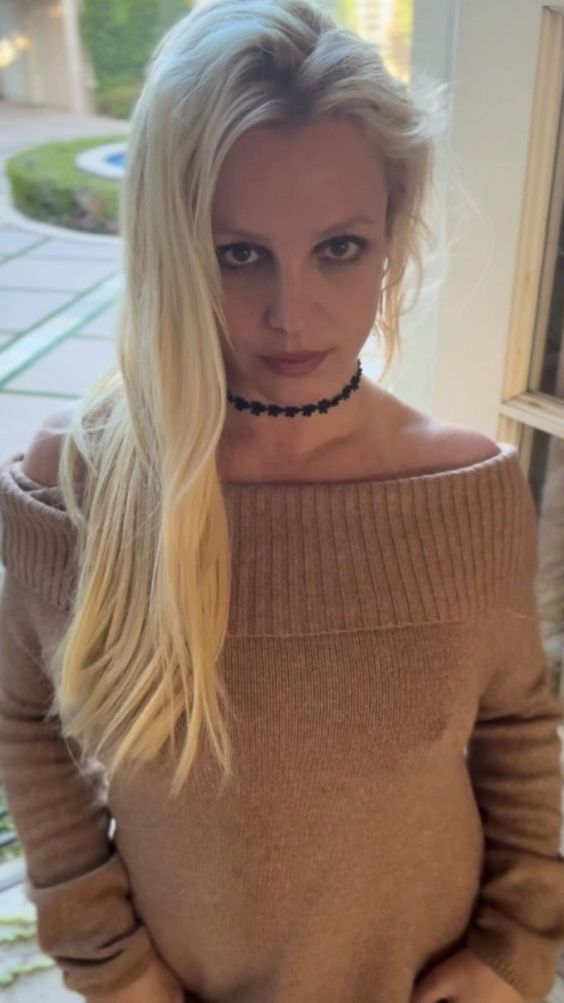 A cantora Britney Spears, de 41 anos, compartilhou, em seu mais novo lan&ccedil;amento, o livro 'A Mulher Em Mim', detalhes sobre o processo criativo de suas m&uacute;sicas e clipes - Reprodu&ccedil;&atilde;o / Instagram 