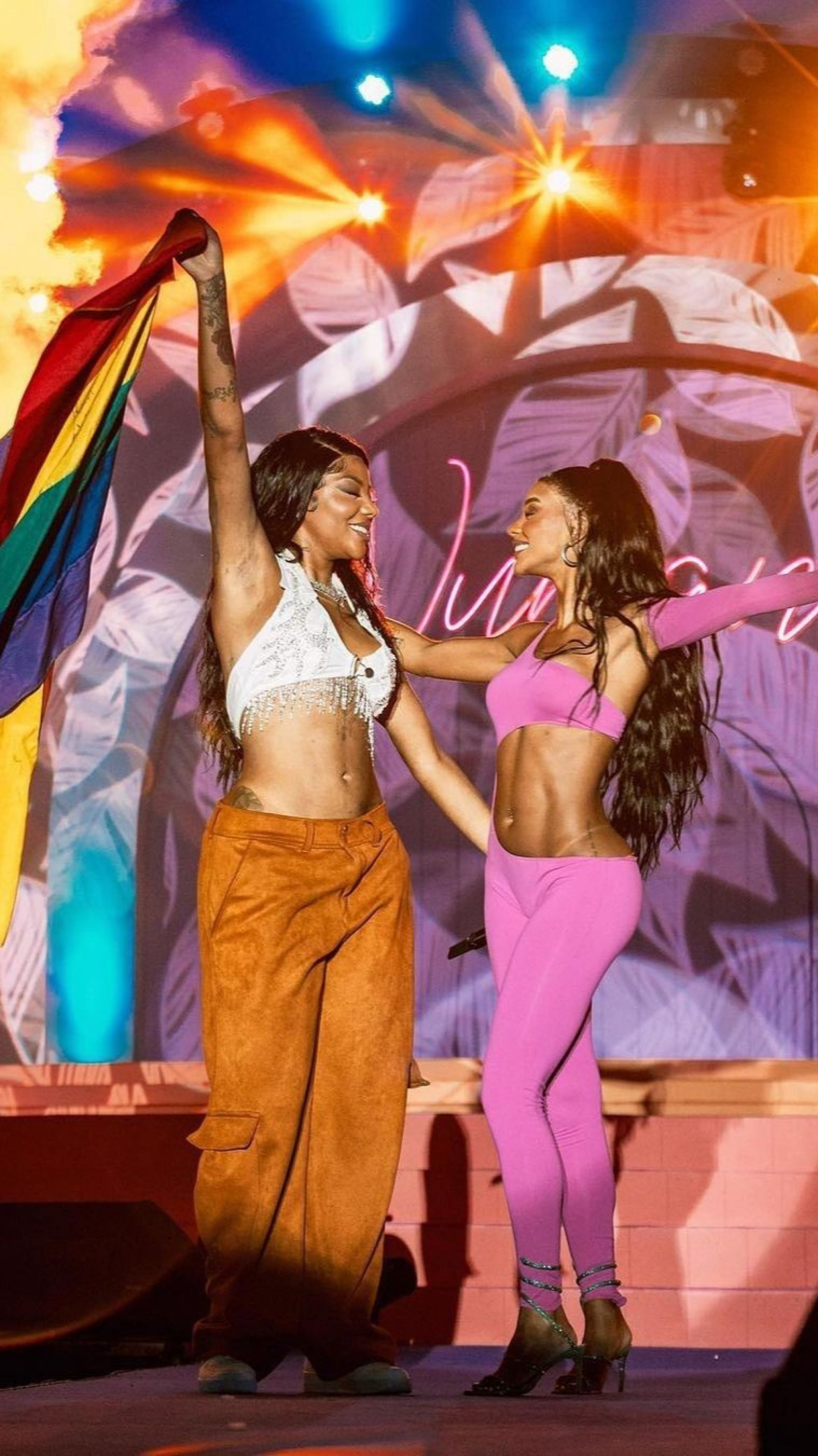 Brunna Gonçalves protesta contra aprovação de projeto de lei que proíbe casamento homoafetivo  - Reprodução / Instagram