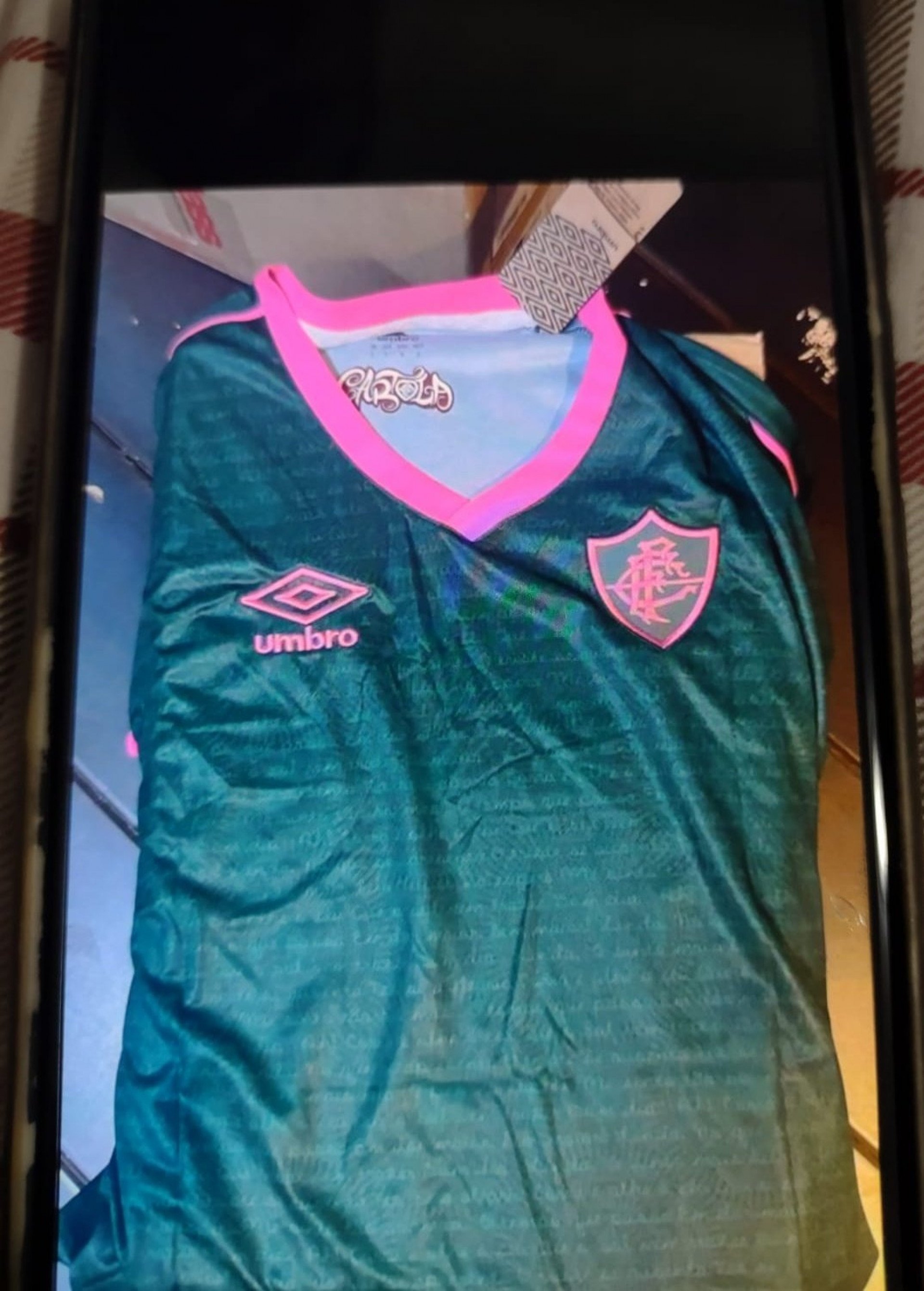 Imagem vazada da camisa do Fluminense que homenageia Cartola - Foto: Reprodução