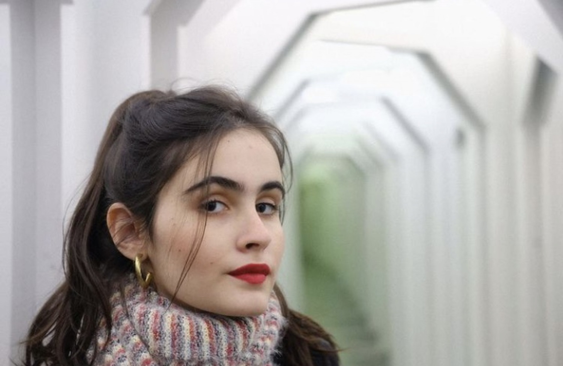 Valentina Herszage vive a personagem Cristiane Furtado Lopes Pompeu, a Cris, na novela 'Elas por Elas' - Reprodução / Instagram