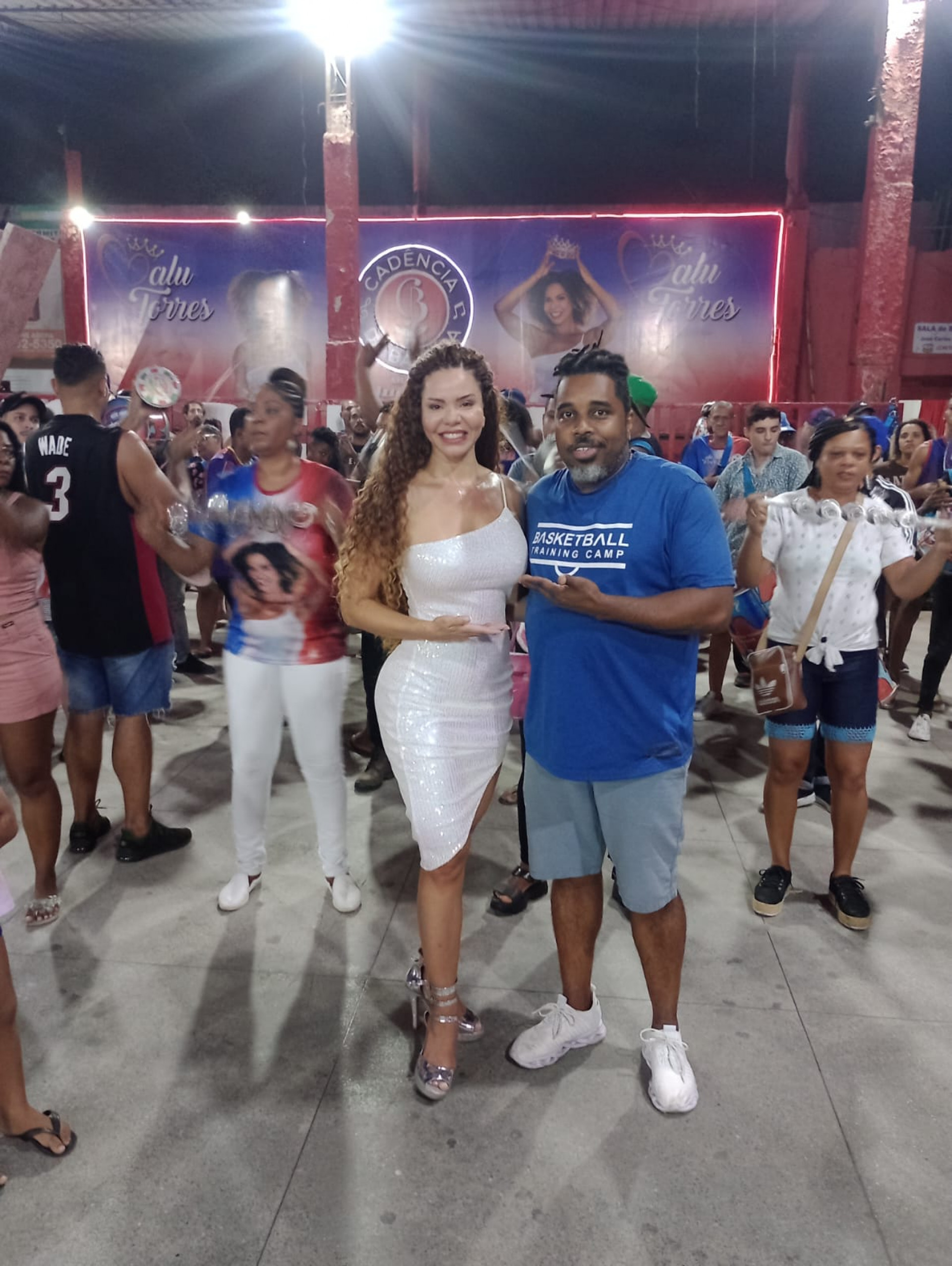 Rainha da bateria Malu Torres e o mestre Washington Paz - Divulga&ccedil;&atilde;o / Marc&atilde;o DJ