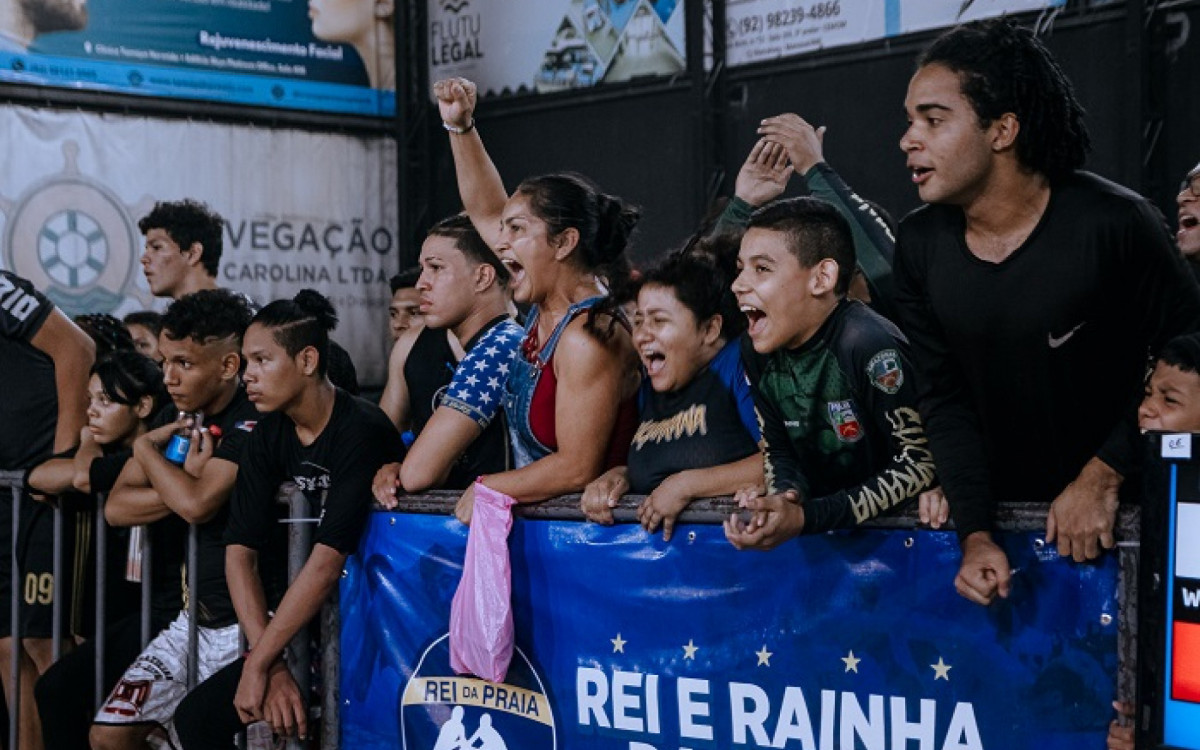 Torcida lotou o Nossa Praia Sports, em Manaus-AM