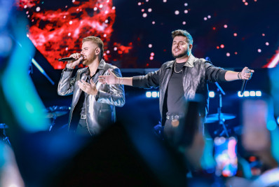 Zé Neto e Cristiano celebram sucesso do álbum 'Escolhas' e relembram turnê internacional