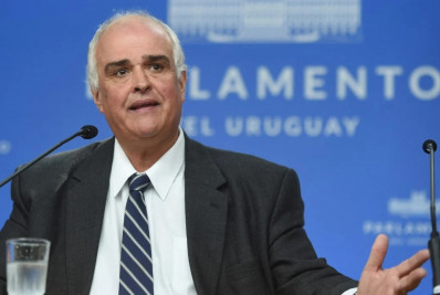 Senador uruguaio é indiciado por múltiplos crimes sexuais e corrupção de menores