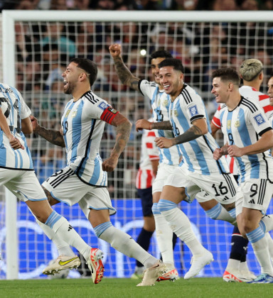 Argentina vence Paraguai e segue 100% nas Eliminatórias da Copa do Mundo