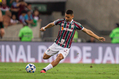 André será julgado pela Conmebol por ato no jogo de ida da semifinal da Libertadores