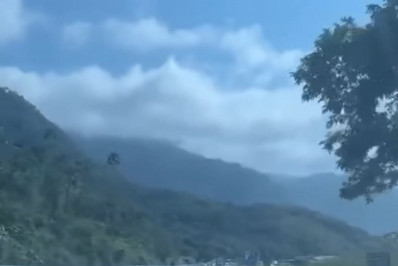  Fluxo intenso na Rio-Santos em direção à costa verde