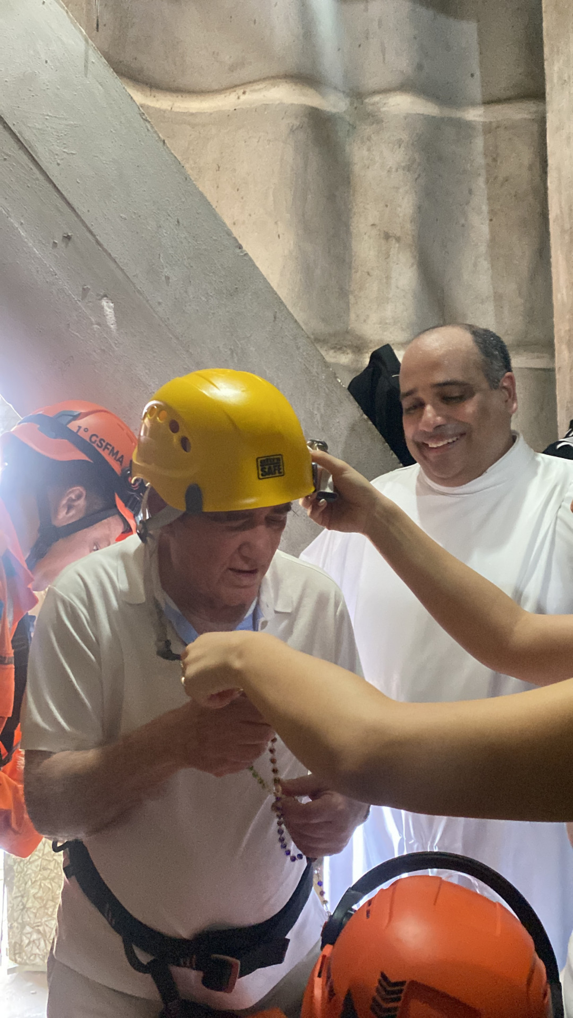Renato Aragão subiu no Cristo Redentor novamente, depois de 32 anos - Divulgação
