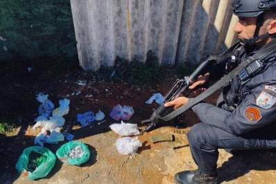 Polícia descobre esconderijo de drogas no bairro Independência