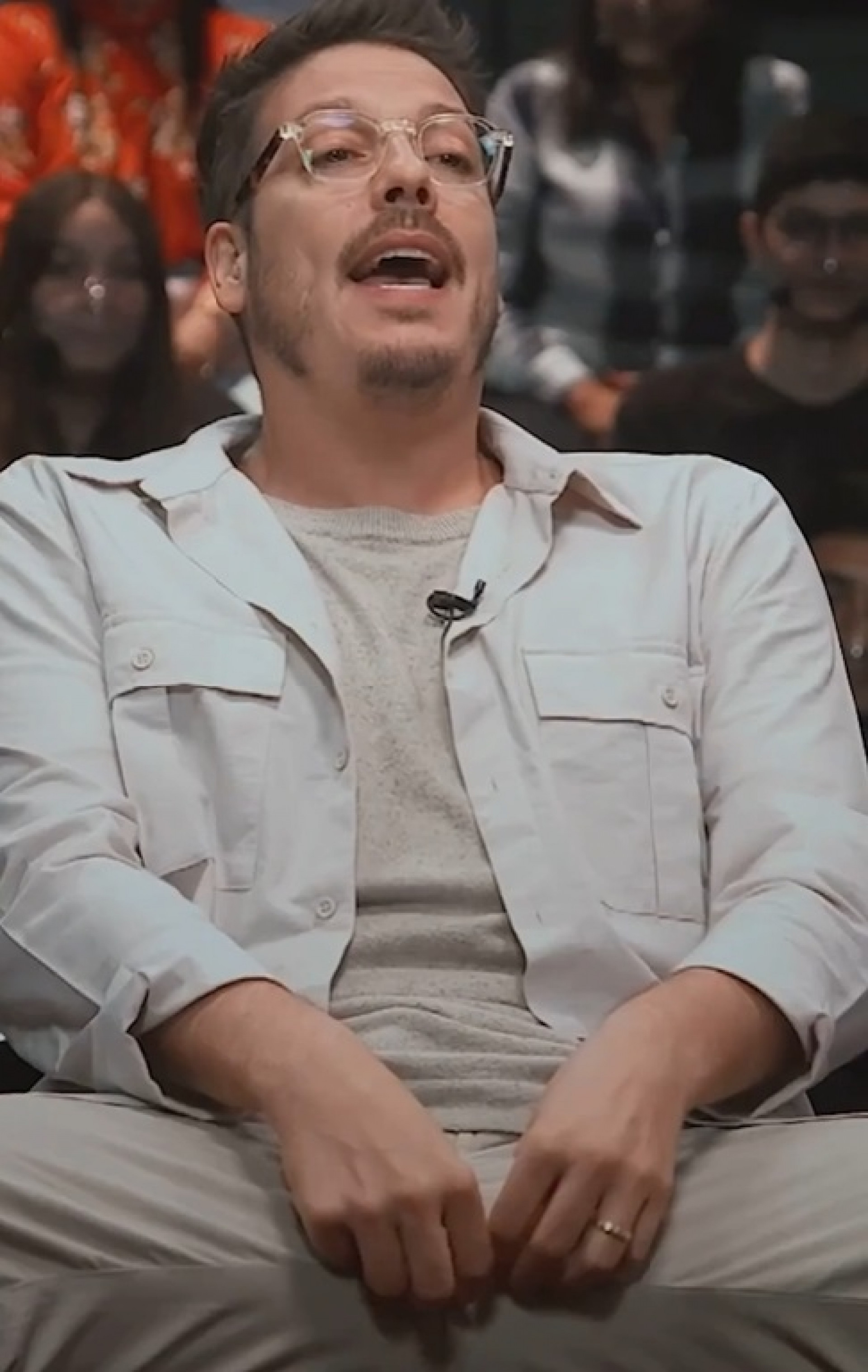 Fábio Porchat expõe procedimento inusitado em programa - Reprodução de vídeo