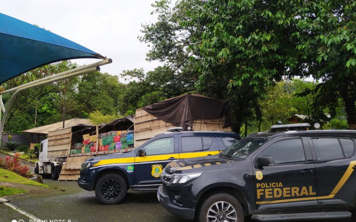 Homem é preso com mais de 6,5 toneladas de maconha