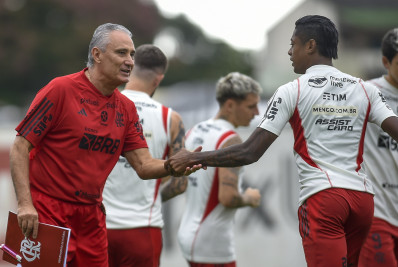 Tite avalia começo do trabalho no Flamengo: 'Faço de cada dia o melhor'