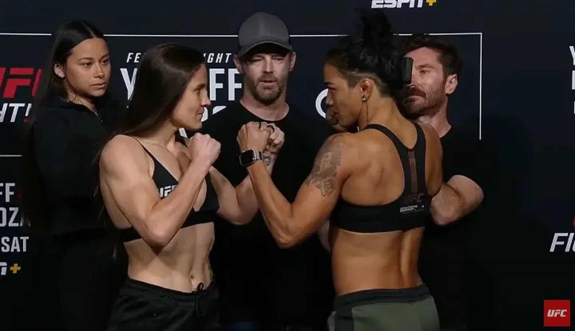 Brasileiras Jennifer Maia e Viviane Araujo vão medir forças no peso-mosca feminino  - (Foto: Reprodução/UFC)