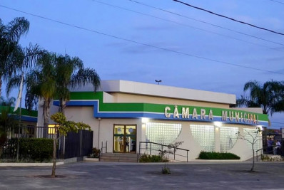 Rio das Ostras: Desafio na entrega de uniformes e material escolar