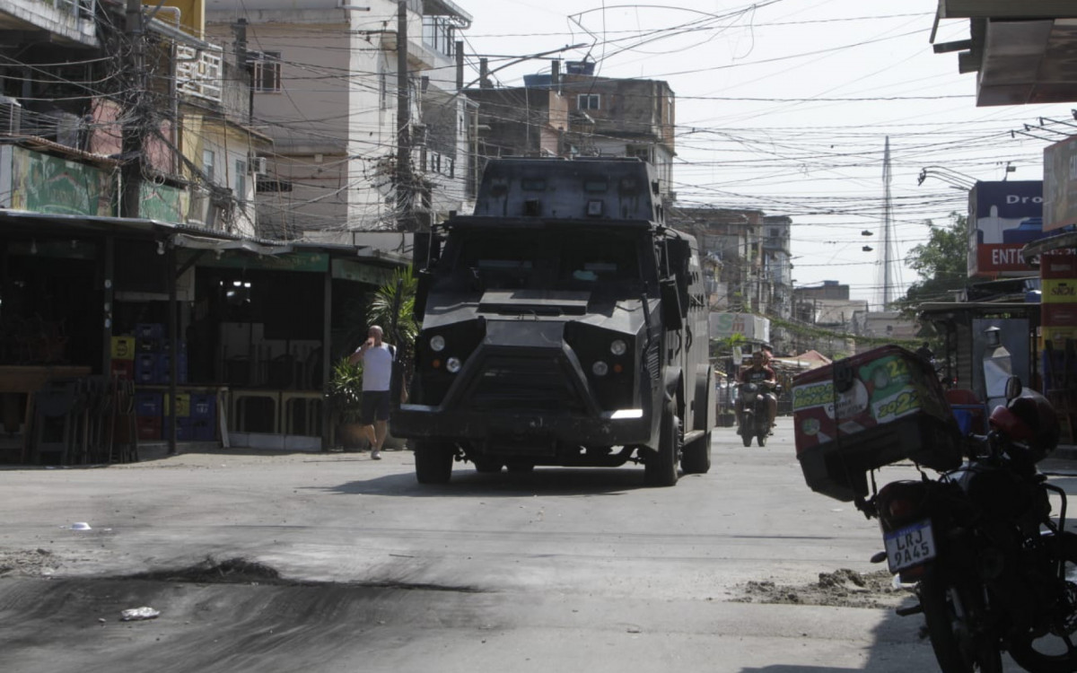 Operação Maré entra pelo 5º dia com registro de tiroteio - Marcos Porto/Agência O DIA