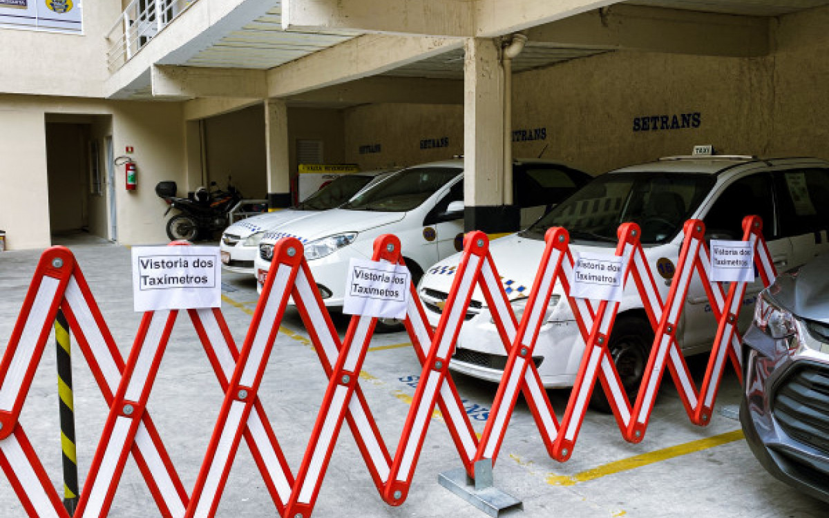 Ação aconteceu no Centro de Mesquita, e os testes de percurso foram realizados na Avenida Eternidade, na Vila Emil