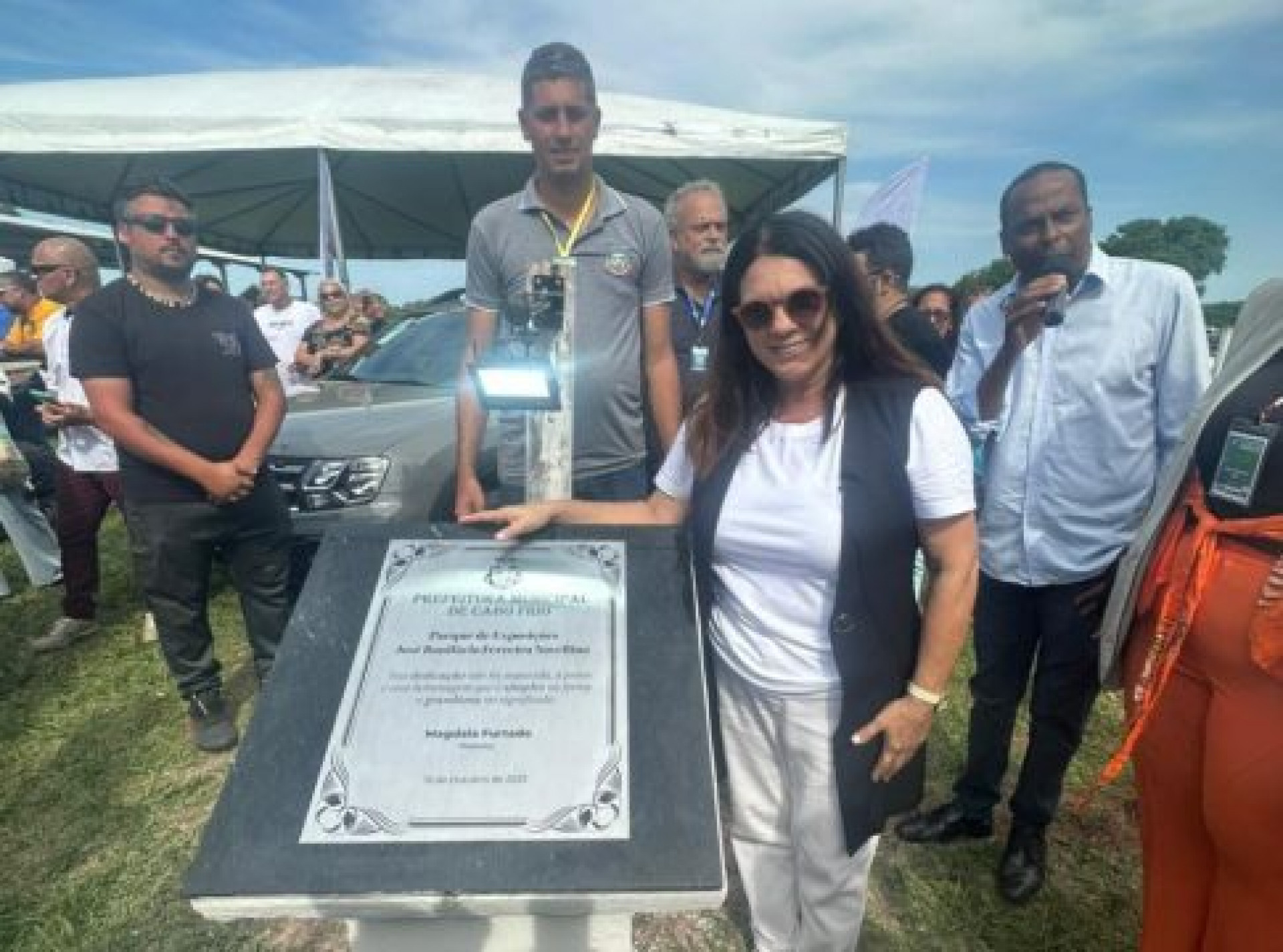 Magdala Furtado inaugura placa em homenagem ao falecido prefeito José Bonifácio (PT) - Divulgação