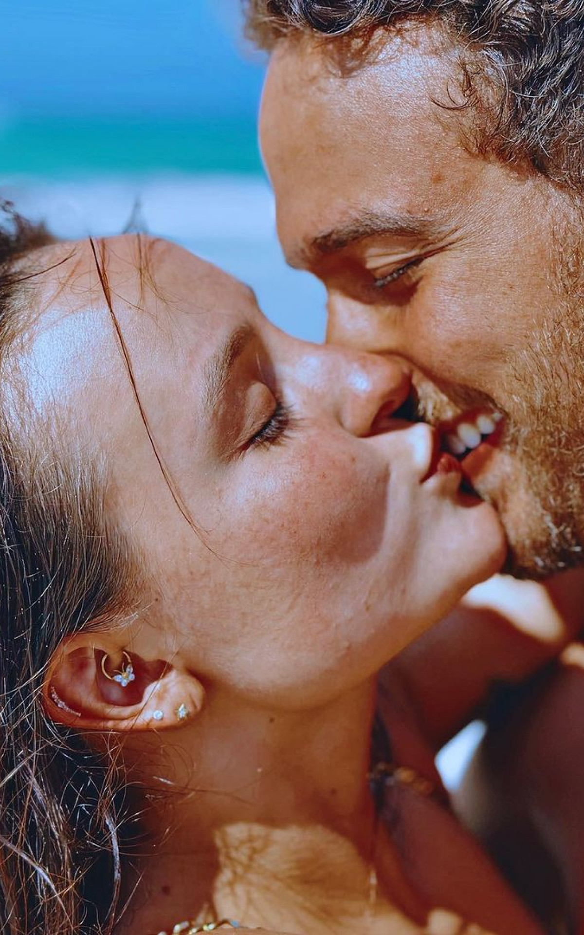 Larissa Manoela e André Luiz Frambach - Reprodução