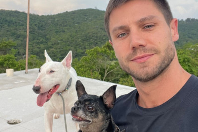 Jonas Sulzbach visita obra de mansão sem Mari Gonzalez após boatos de crise