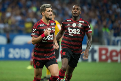 Flamengo: Arrascaeta e Gerson apostam churrasco em Uruguai x Brasil