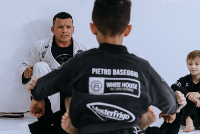 White House Jiu-Jitsu School se consolida com trabalho de base
