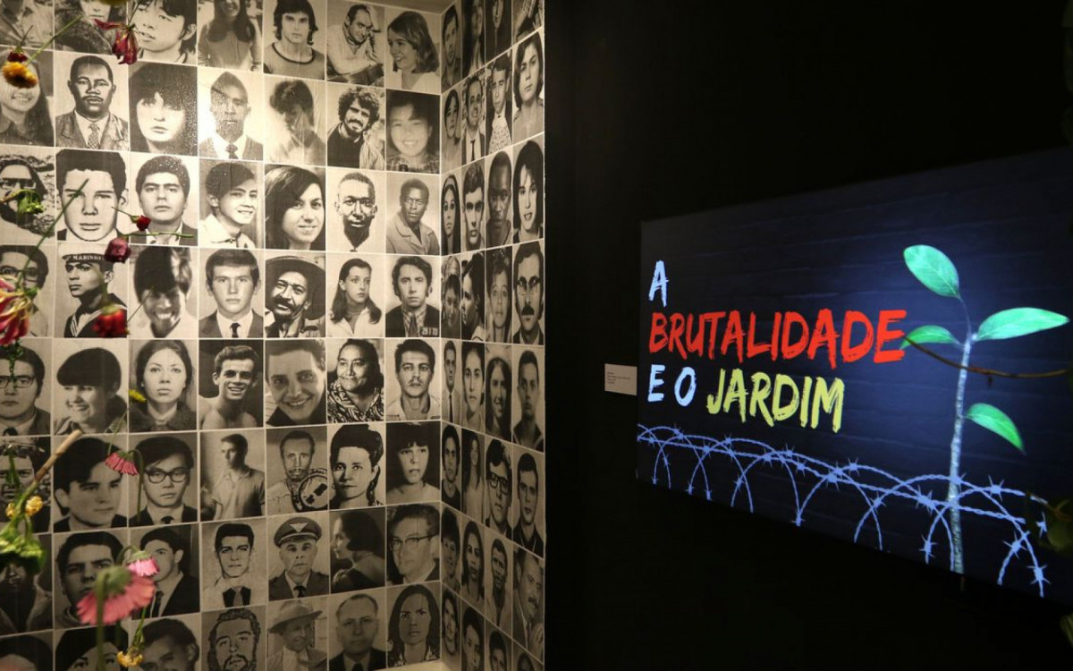 Rio de Janeiro (RJ), 16/10/2023 - Fotos de Claudia Andujar, na exposição ?Justiça de Transição Não é Transação: a brutalidade e o jardim?, na inauguração do Memorial do Ministério Público Federal (MPF), em sua sede, no centro da cidade. Foto:Tânia Rêgo/Agência Brasil