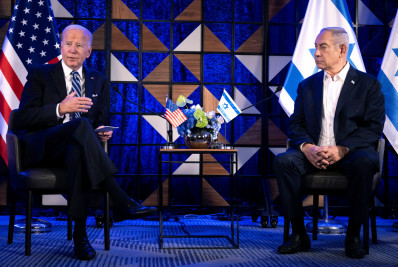 Biden encontra Netanyahu em Israel e critica o Hamas