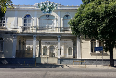 Aluna de 12 anos denuncia inspetor do Colégio Pedro II por assédio sexual