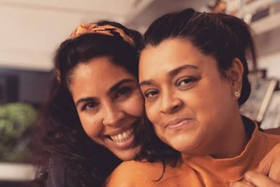 Bela Gil compartilha momento em que aparece no clipe do 'É o Tchan!' após lembrança de Preta Gil