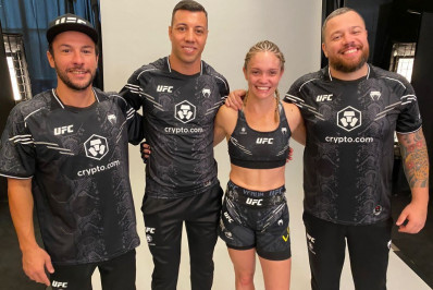Superação! Brasileira revela que lutou com lesão no joelho em vitória no UFC