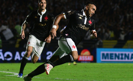 Flamengo cassa liminar e impede o Vasco de jogar contra o Atlético-MG no  Maracanã; Cruz-Maltino vai recorrer - Lance!